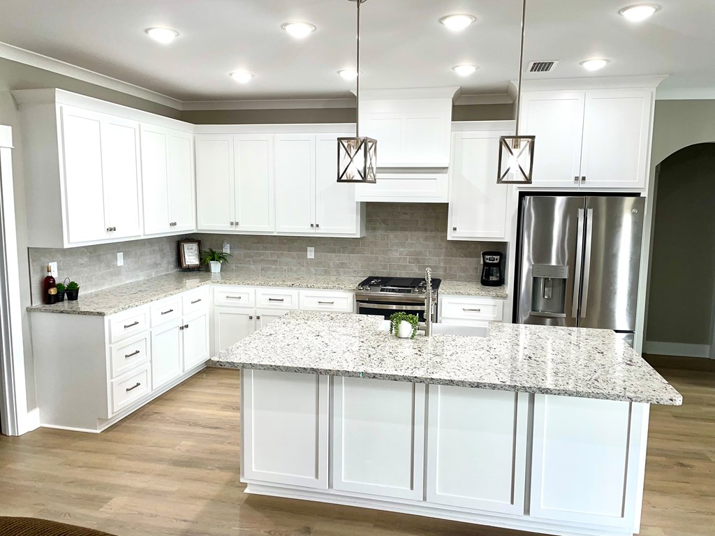 Granite counters throughout