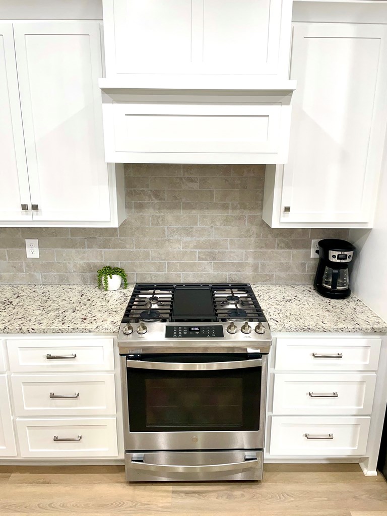 Gas Stove and Pull out drawers