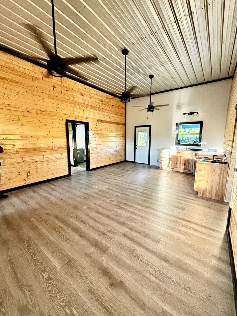 Open Floor Plan Kitchen / Living Room