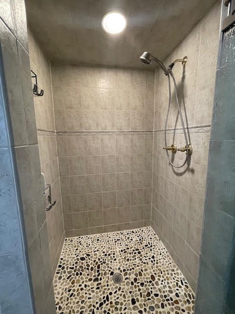 Gorgeous tiled shower in master bath
